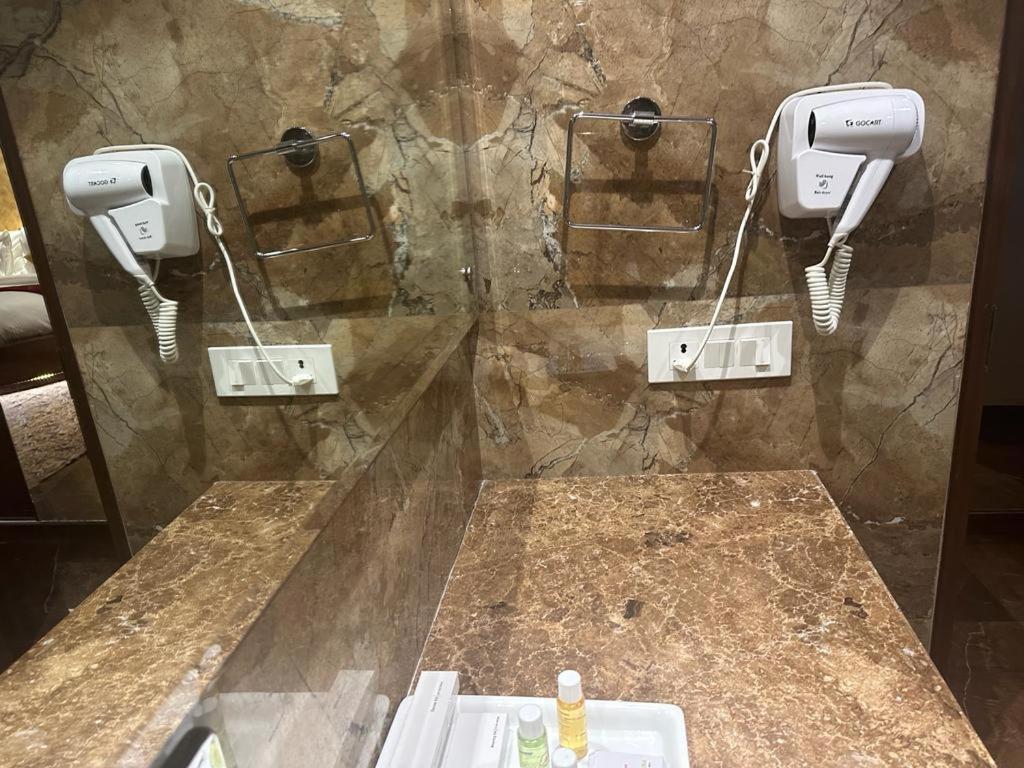 Airport Hotel Ramhan Palace Mahipalpur New Delhi Exterior photo