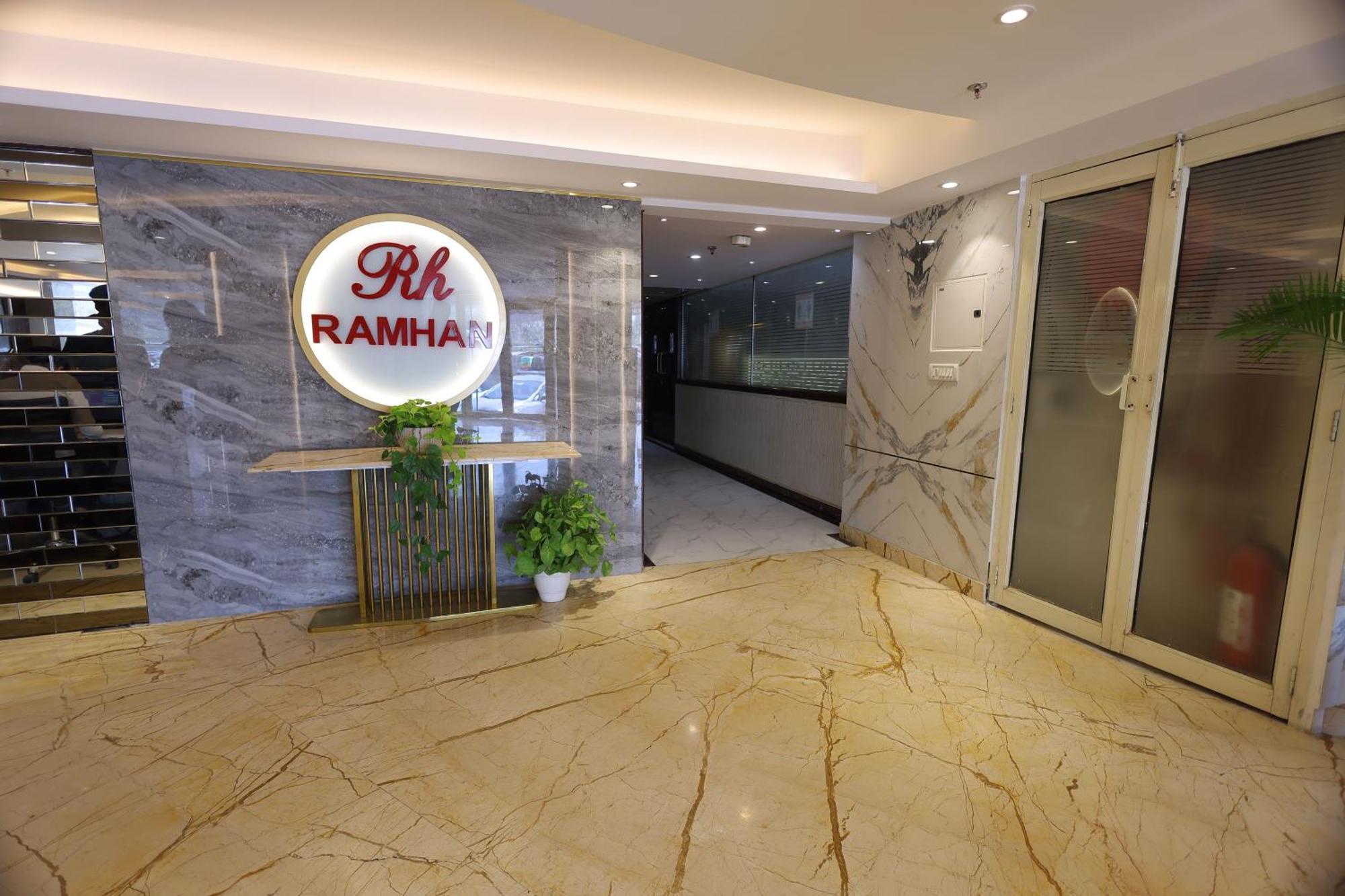 Airport Hotel Ramhan Palace Mahipalpur New Delhi Exterior photo