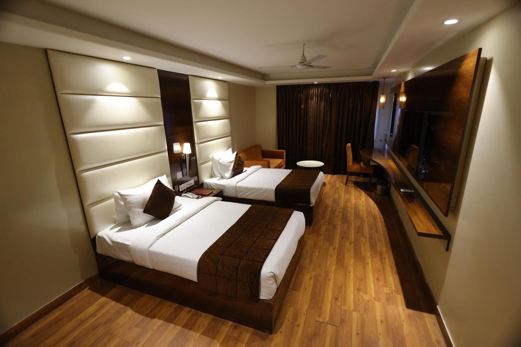 Airport Hotel Ramhan Palace Mahipalpur New Delhi Exterior photo