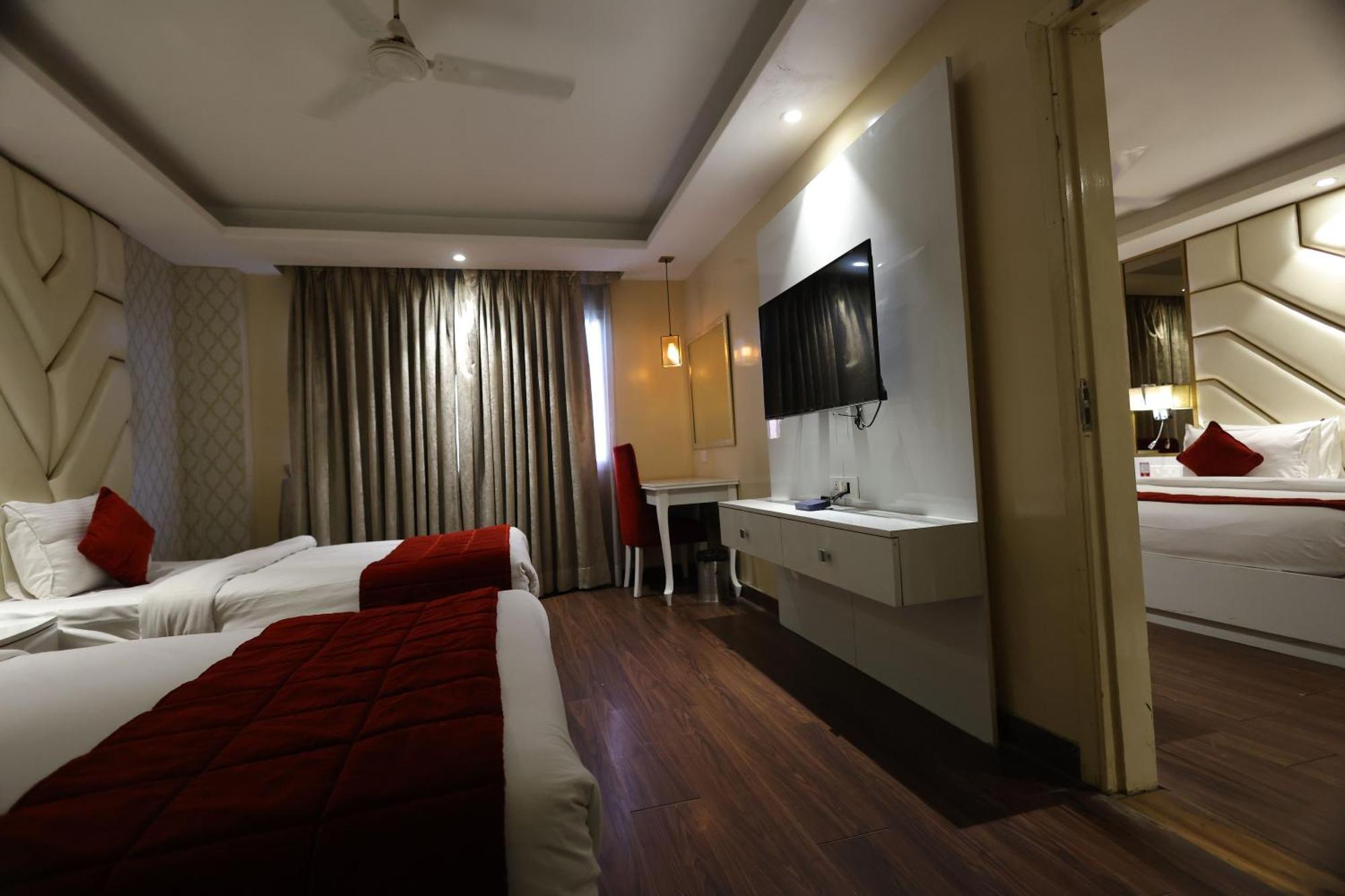 Airport Hotel Ramhan Palace Mahipalpur New Delhi Exterior photo